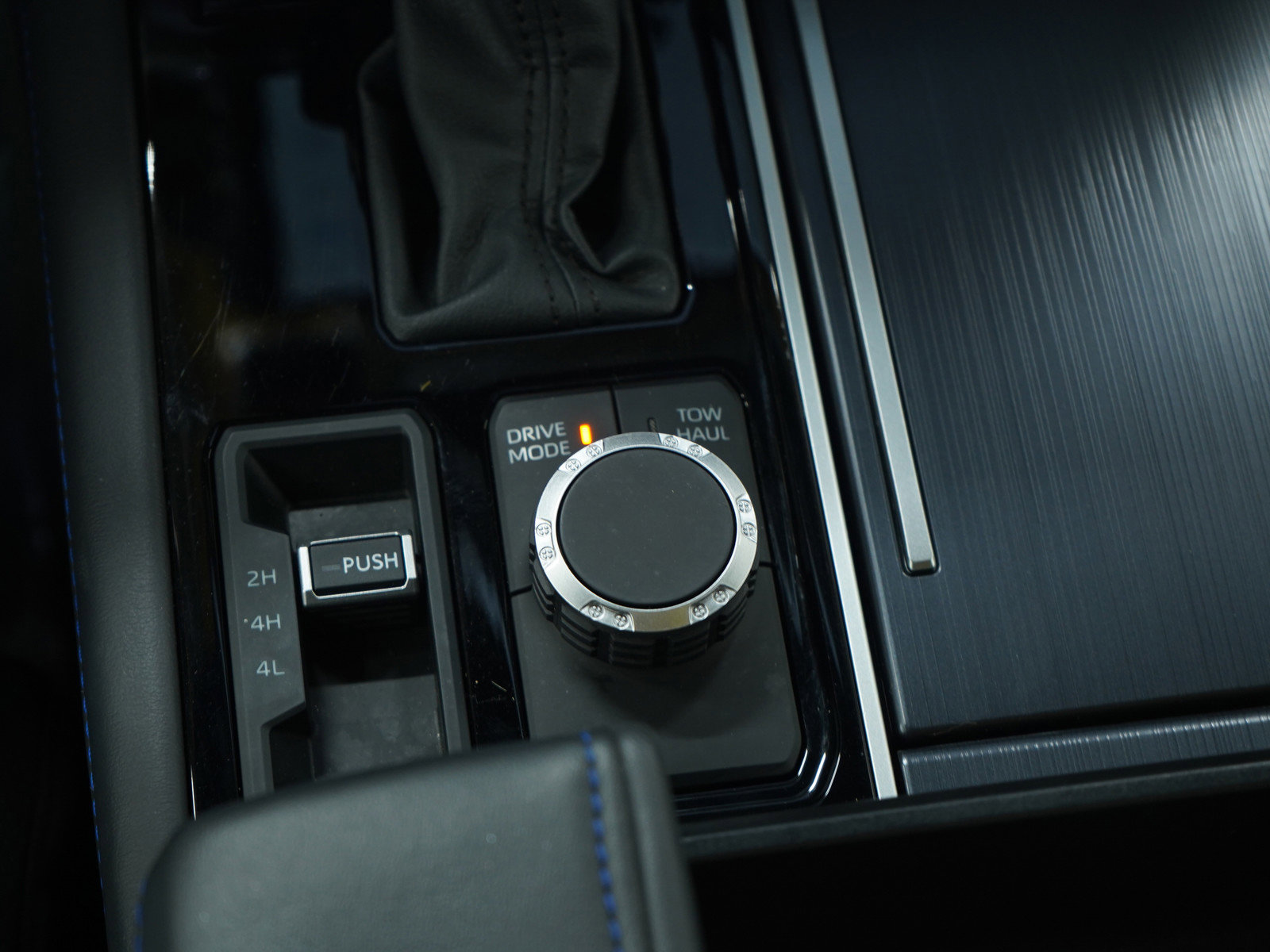 Used 2024 Toyota Sequoia Platinum image 23