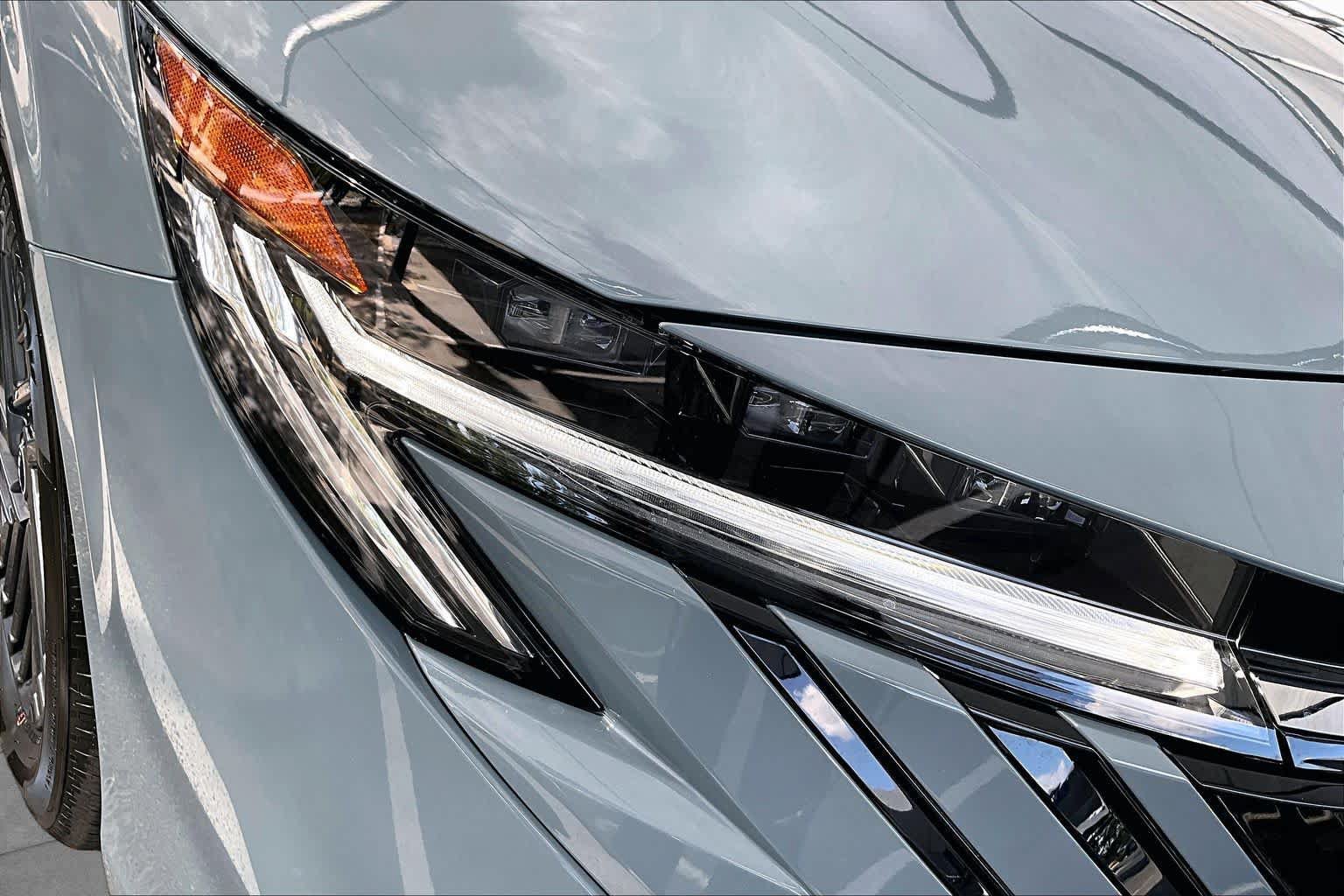 New 2026 Nissan Sentra SV w/ SV Convenience Package FWD image 13