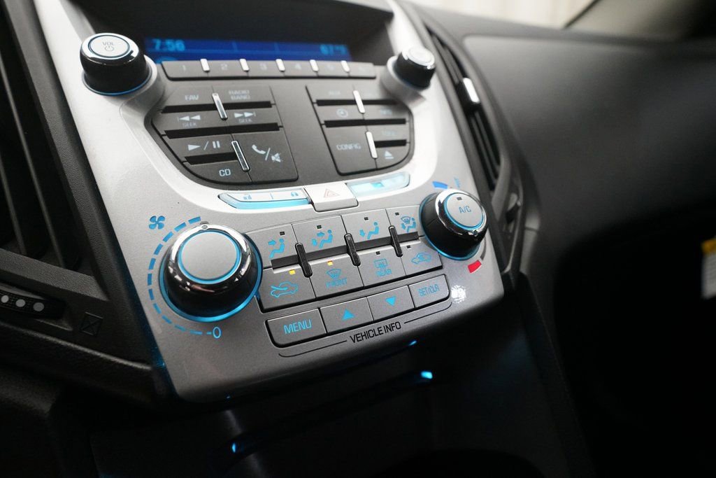 Used 2015 Chevrolet Equinox LS image 19