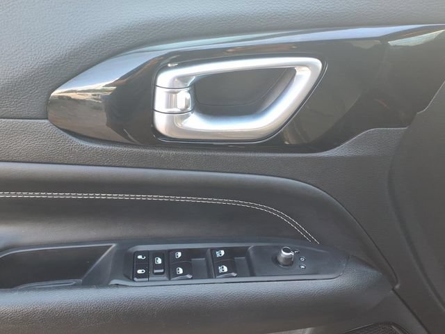 Certified 2023 Jeep Compass High Altitude AWD/4WD image 25