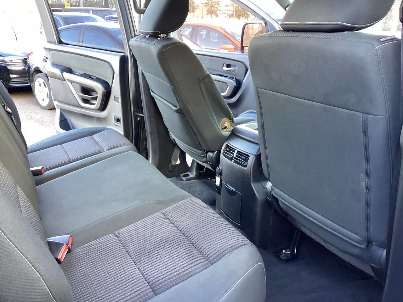 Used 2015 Nissan Titan PRO-4X AWD/4WD image 19