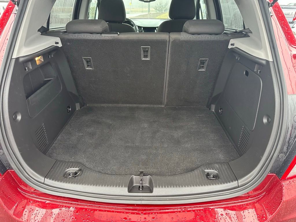 Used 2022 Chevrolet Trax LS w/ Tint and Cruise Package image 6