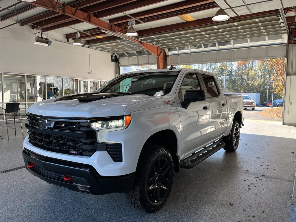 New 2026 Chevrolet Silverado 1500 LT Trail Boss w/ Convenience Package II image 3