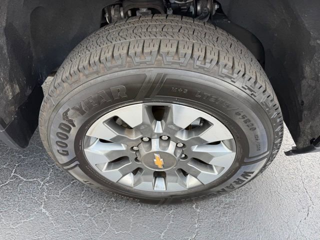 Used 2024 Chevrolet Silverado 2500 Custom w/ Custom Value Package AWD/4WD image 10