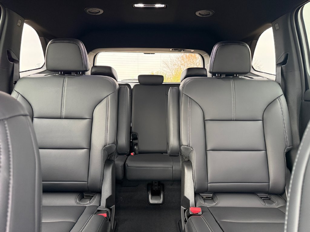New 2027 GMC Acadia Elevation w/ Elevation Premium Package AWD/4WD image 44