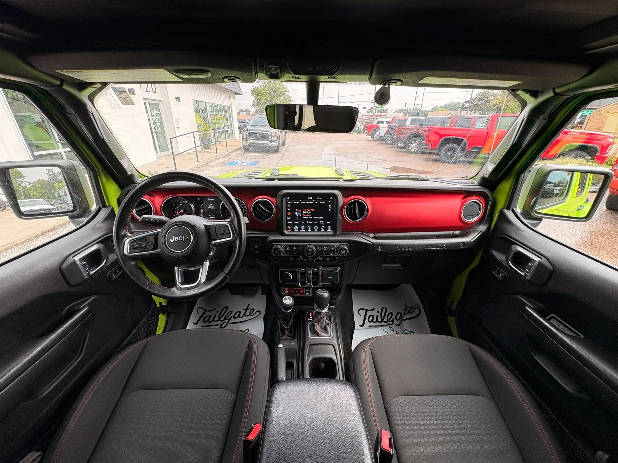 Used 2021 Jeep Wrangler Unlimited Rubicon AWD/4WD image 17