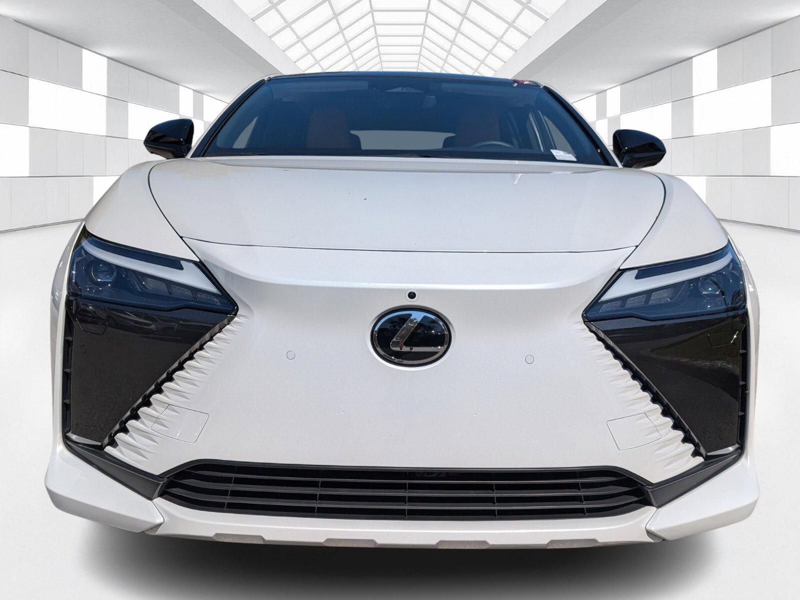 Used 2024 Lexus RZ 300e Premium image 2