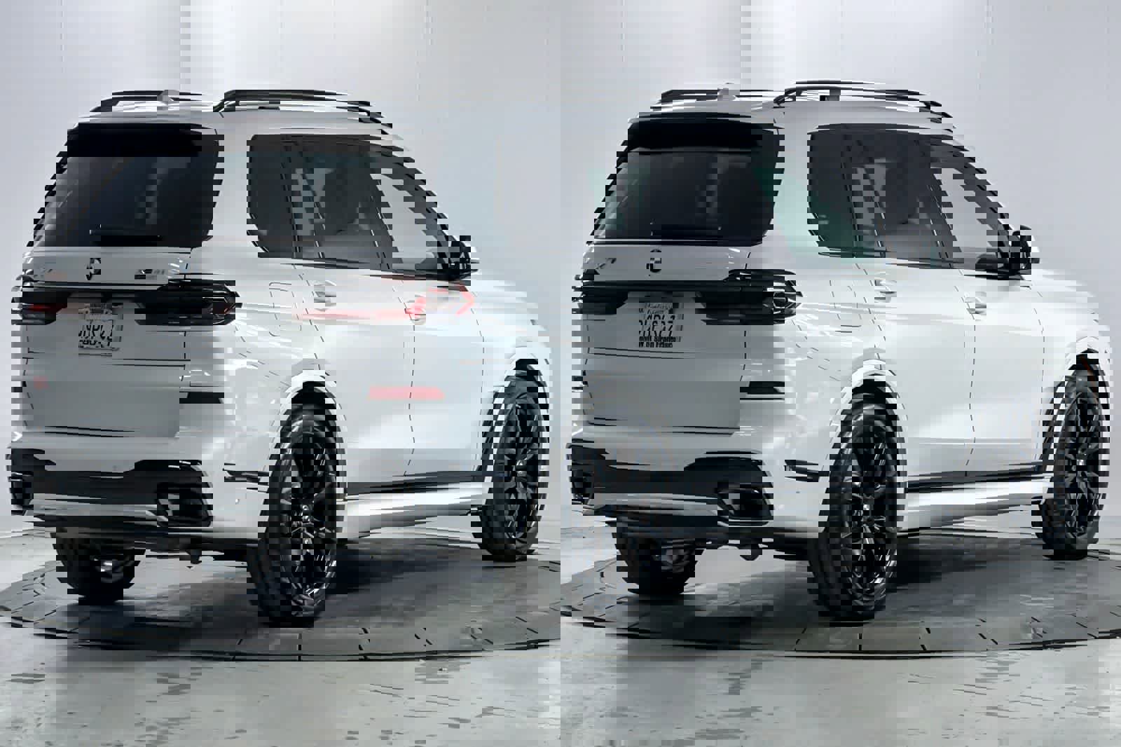 Used 2026 BMW X7 xDrive40i w/ M Sport Package image 2