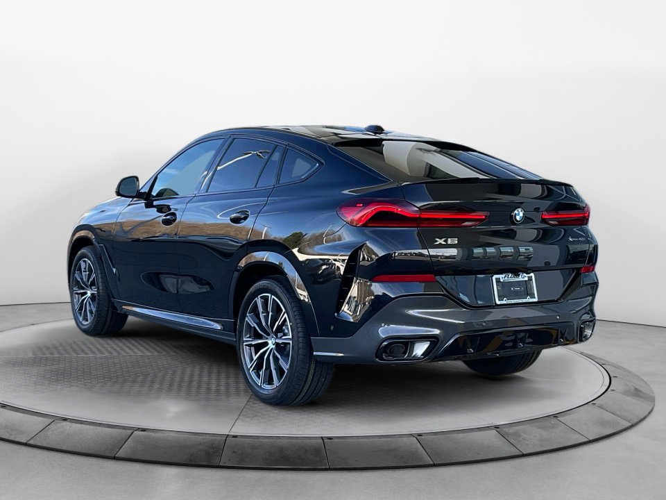 New 2026 BMW X6 xDrive40i image 5