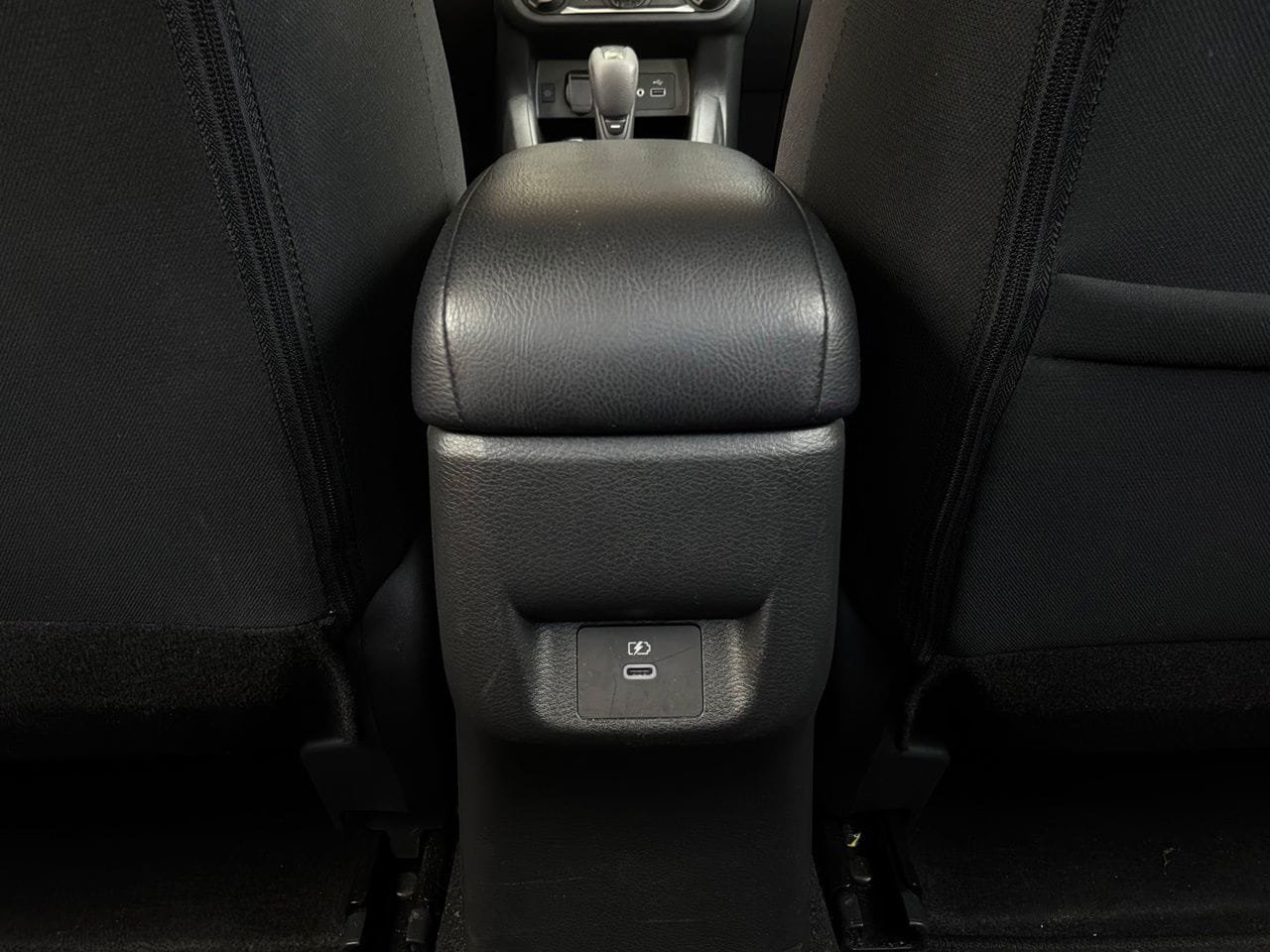 Used 2025 Nissan Versa SV FWD image 12