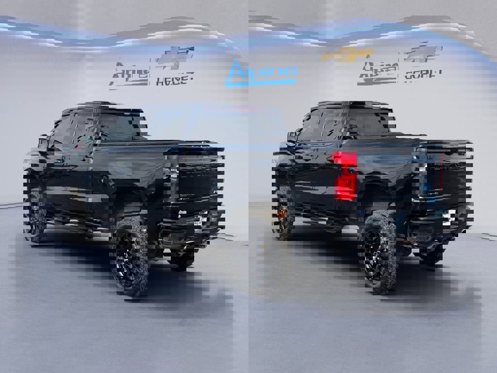 Used 2022 Chevrolet Silverado 1500 RST image 3