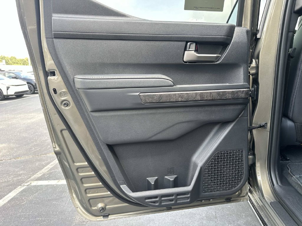 New 2026 Toyota Tacoma Limited AWD/4WD image 17