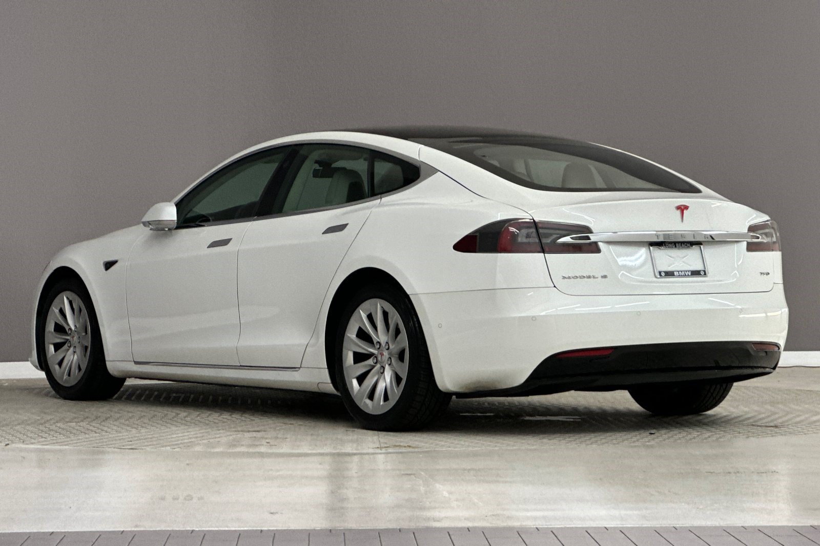 Used 2017 Tesla Model S 75D AWD/4WD image 3