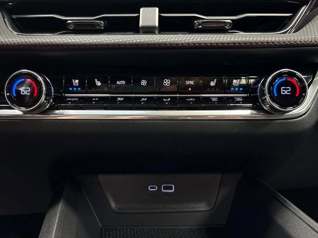 New 2026 Chevrolet Equinox RS w/ Convenience Package III FWD image 35