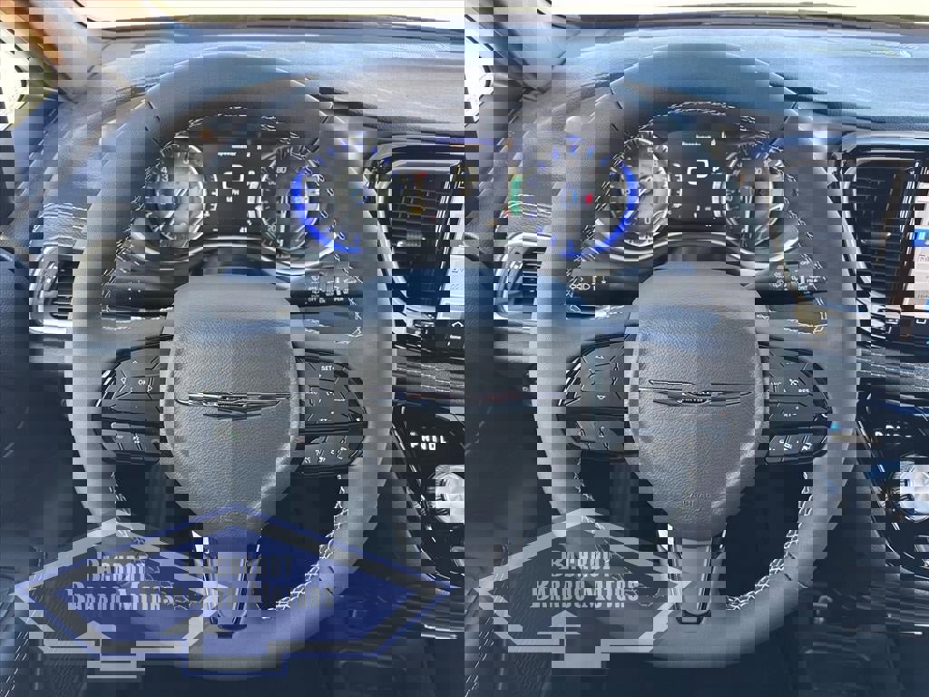 New 2026 Chrysler Pacifica Select w/ S Appearance Package image 5