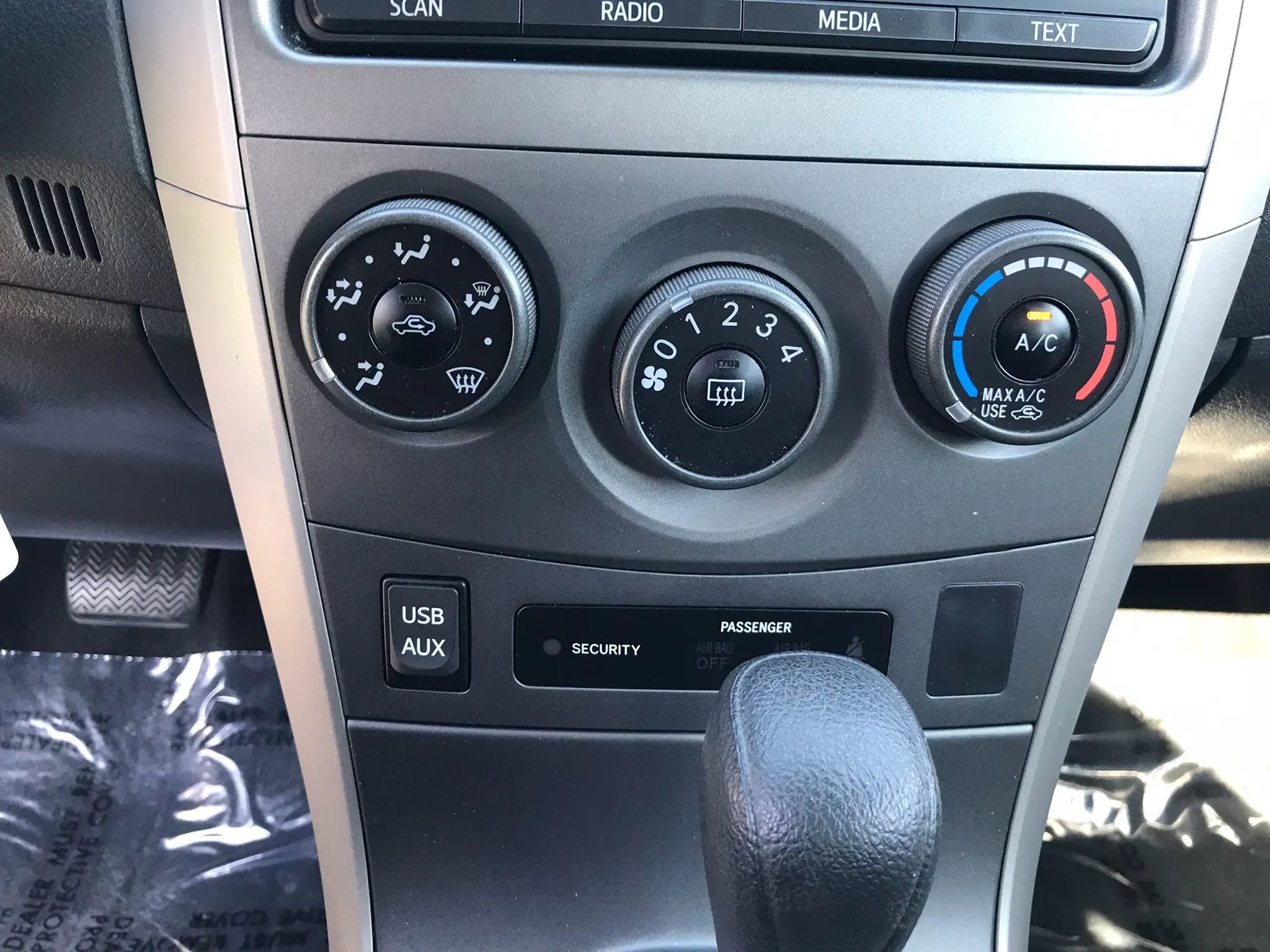 Used 2012 Toyota Corolla S image 21