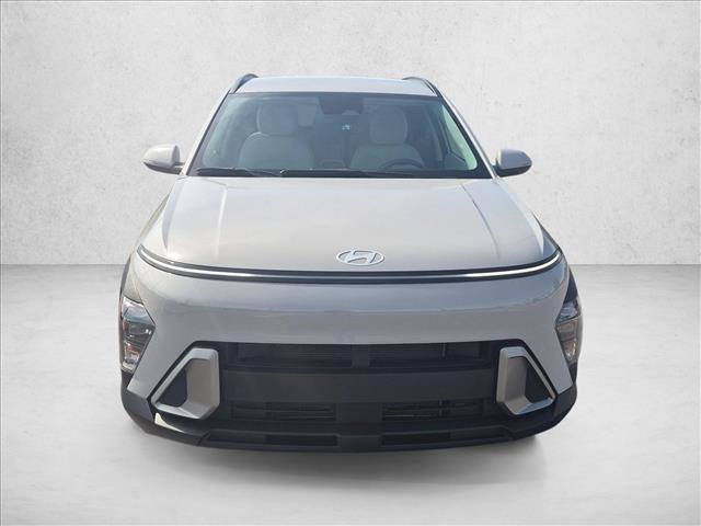 Used 2025 Hyundai Kona SEL AWD/4WD image 2