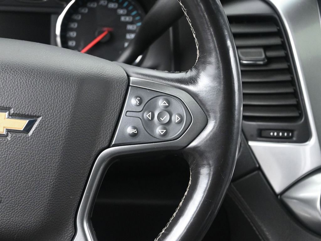 Used 2017 Chevrolet Suburban Premier image 31