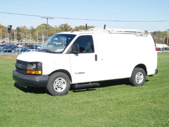 Used 2014 Chevrolet Express 2500 RWD image 4