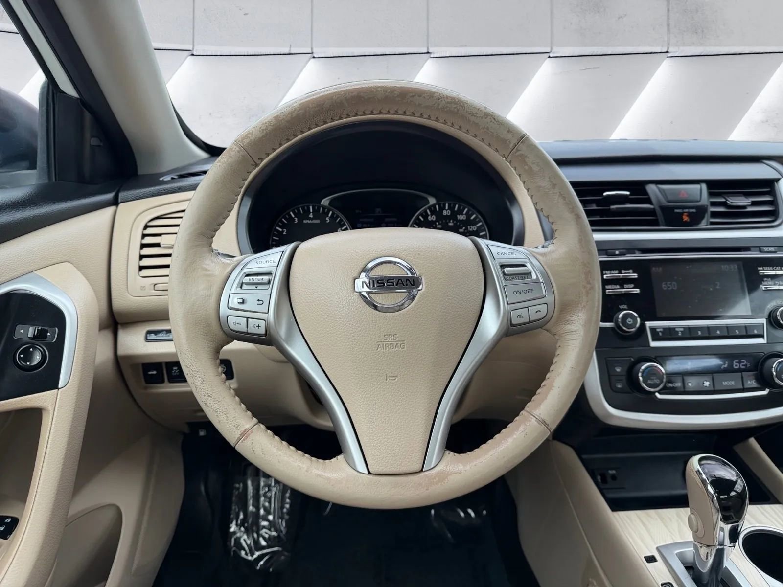 Used 2017 Nissan Altima 2.5 SL w/ Moonroof Package FWD image 17
