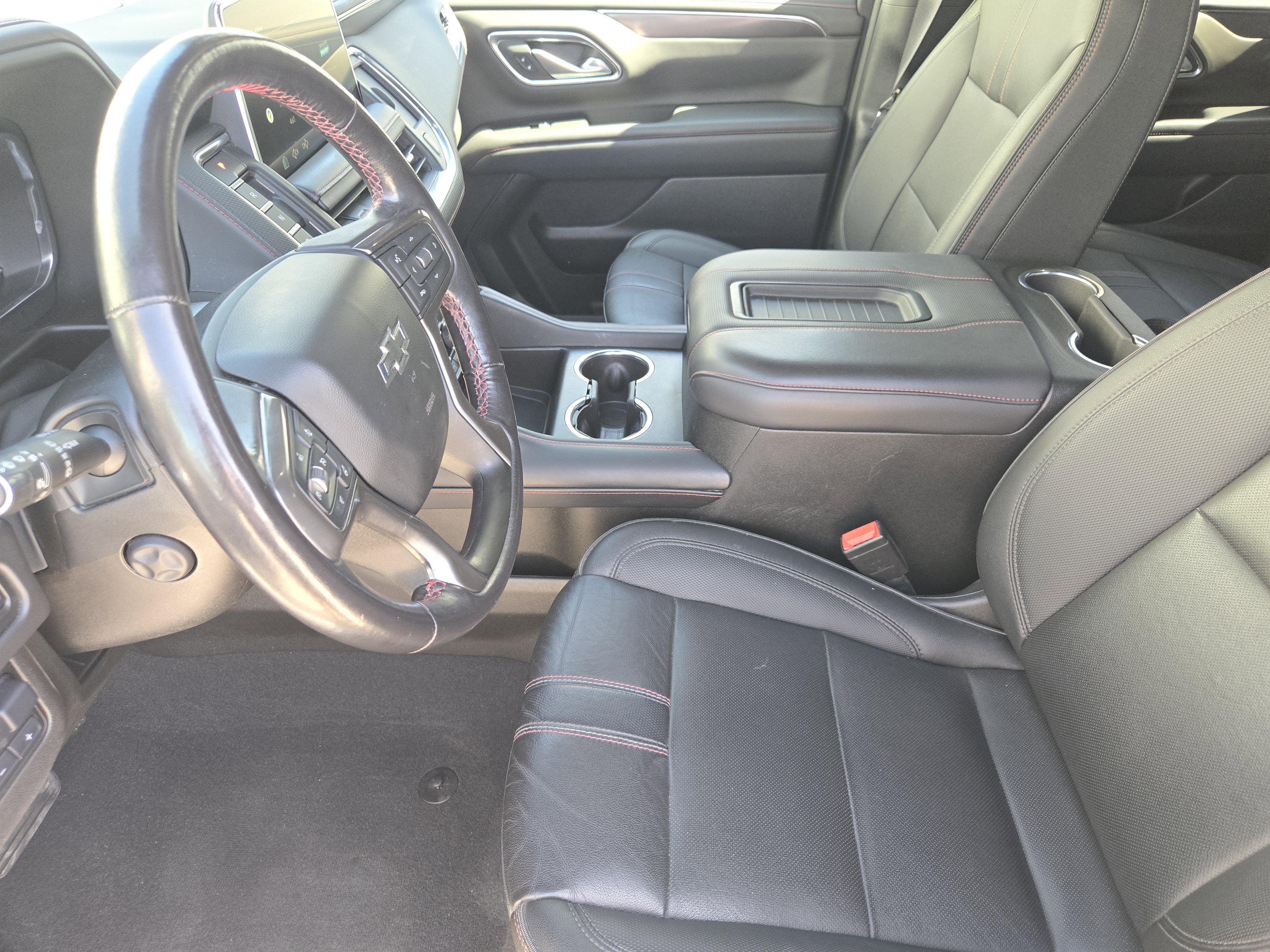 Used 2022 Chevrolet Suburban RST w/ Sport Performance Package AWD/4WD image 15