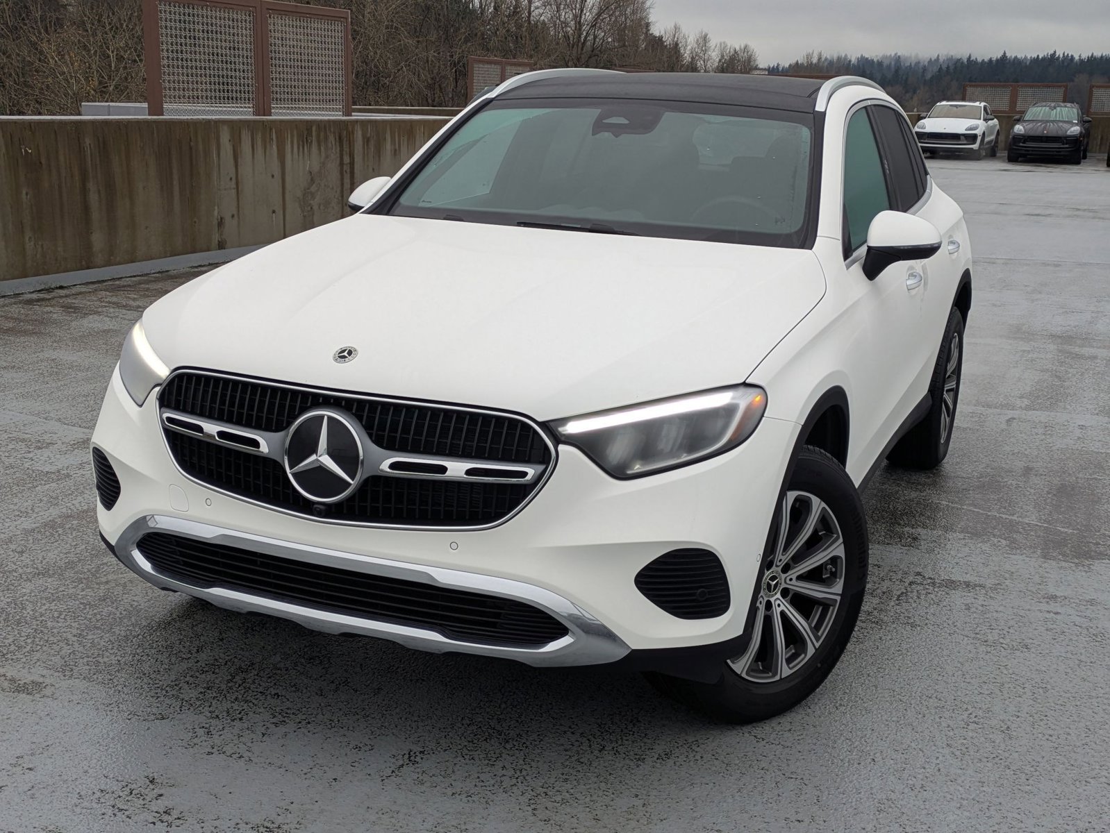 Certified 2026 Mercedes-Benz GLC 300 4MATIC image 1