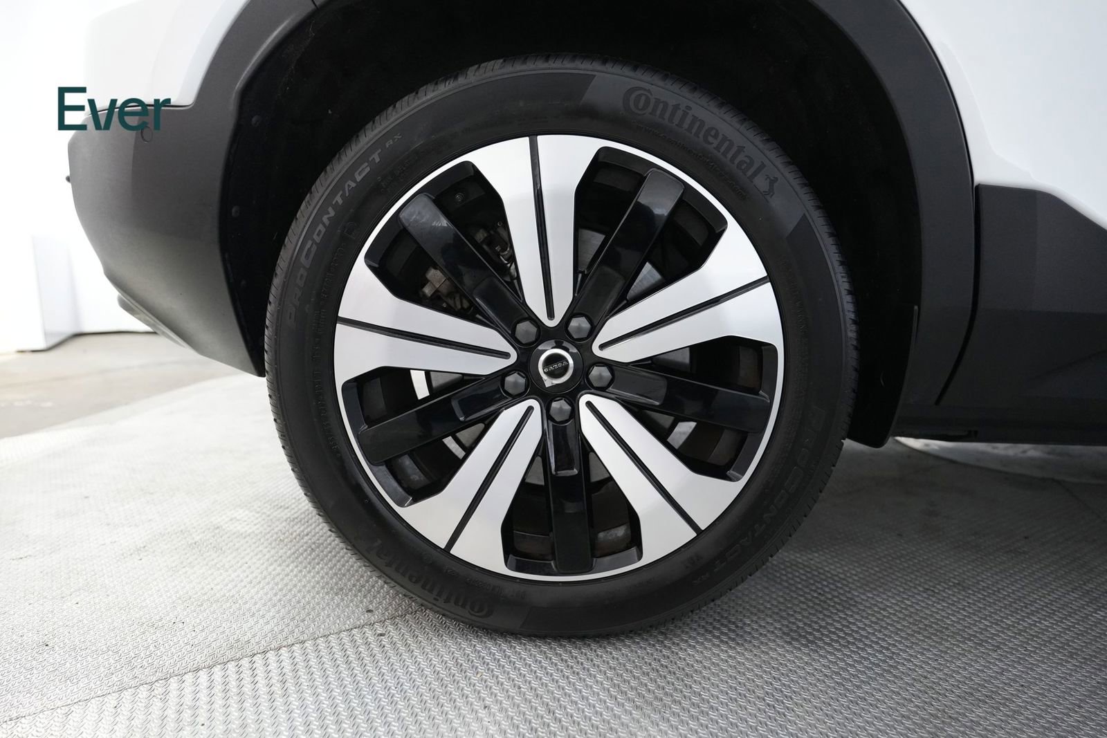 Used 2023 Volvo C40 P8 Recharge Plus AWD/4WD image 22