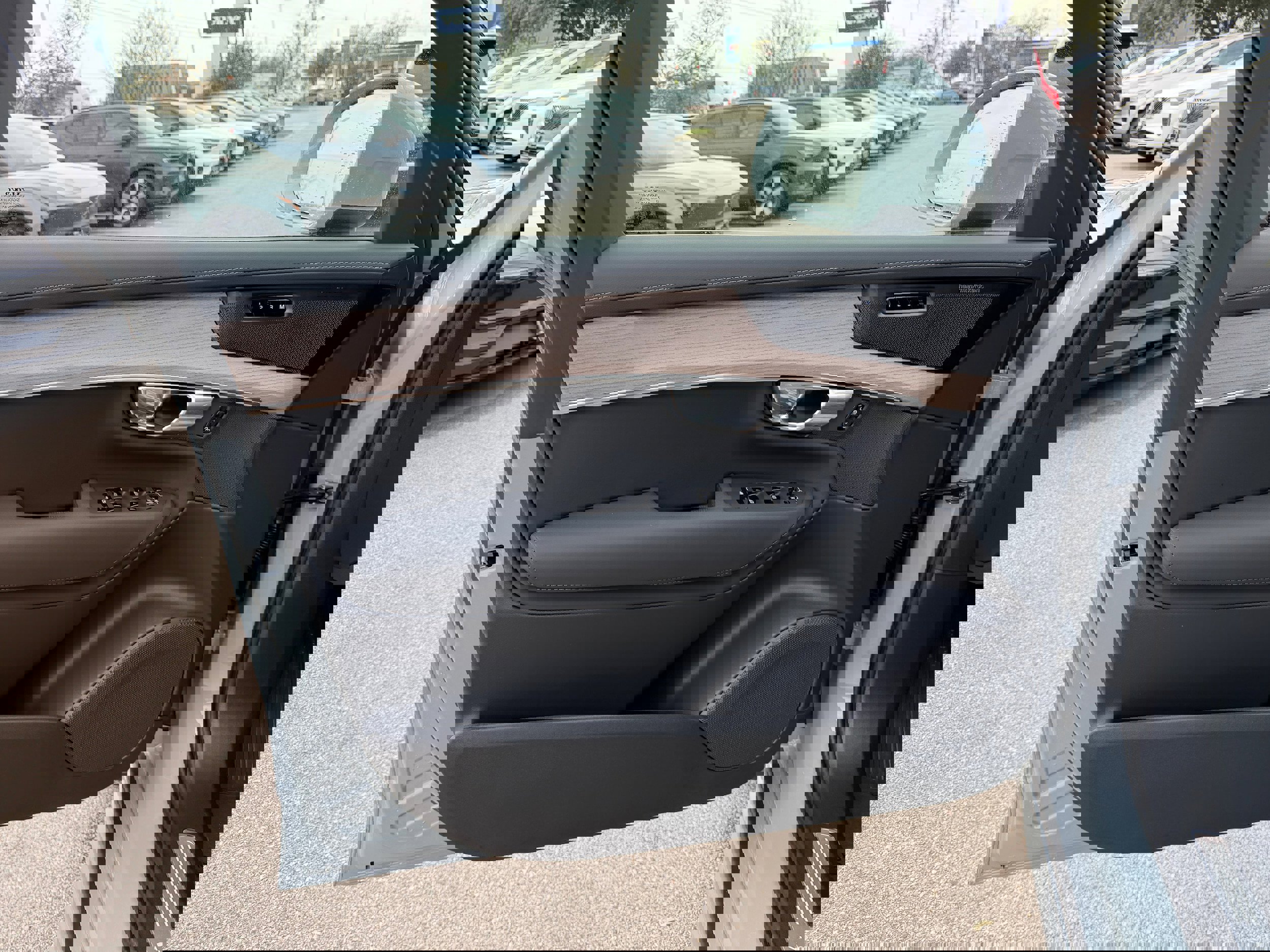 New 2026 Volvo XC90 B5 Plus image 19