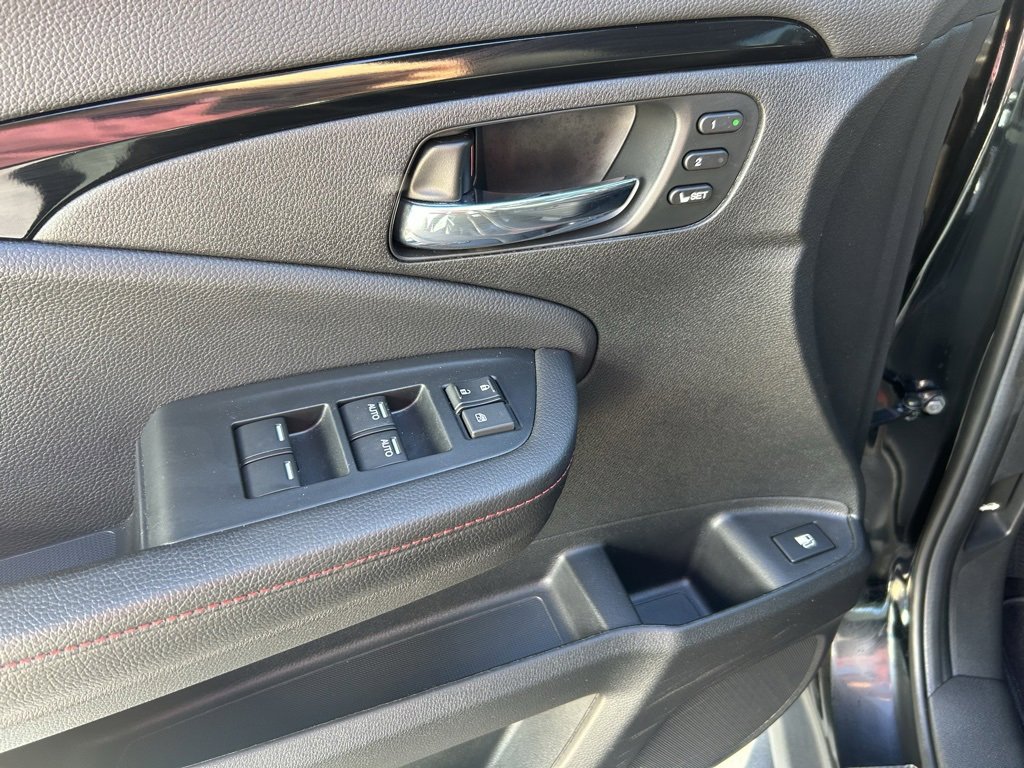 Used 2023 Honda Ridgeline Black Edition image 12