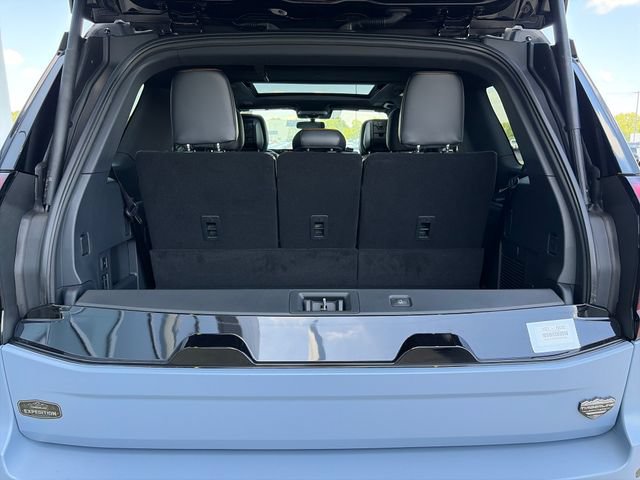New 2027 Ford Expedition Tremor w/ Driver's Package AWD/4WD image 7