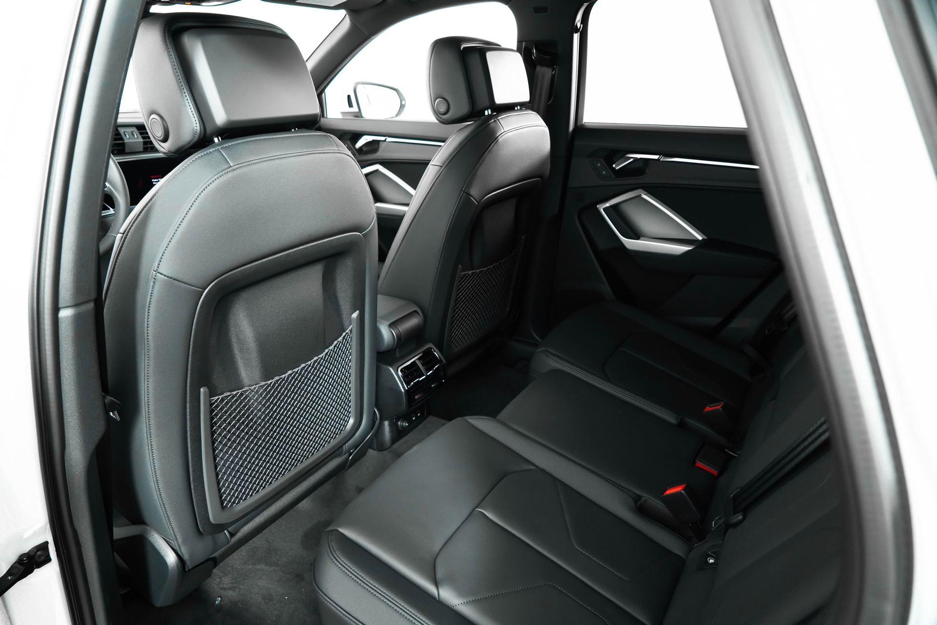 New 2025 Audi Q3 2.0T Premium image 18