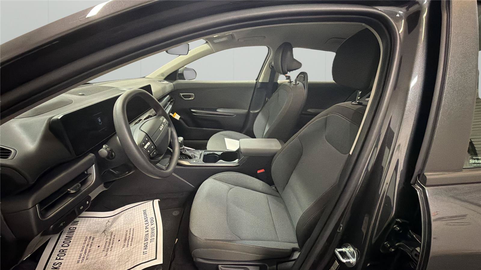 New 2026 Kia K4 FWD image 10