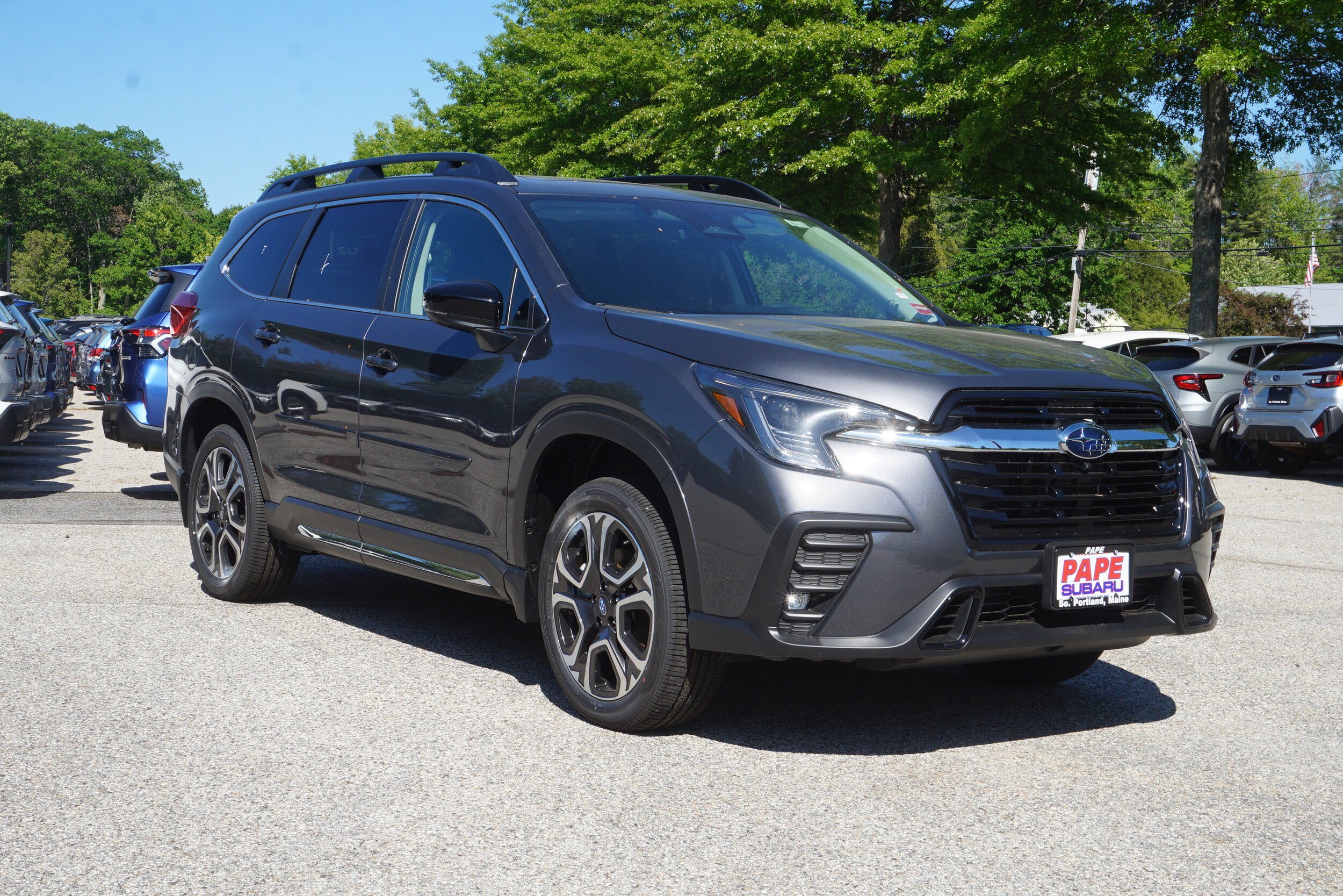 New 2026 Subaru Ascent Limited AWD/4WD image 3