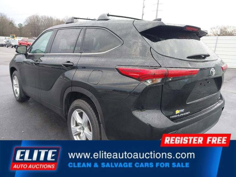 Used 2021 Toyota Highlander L image 5