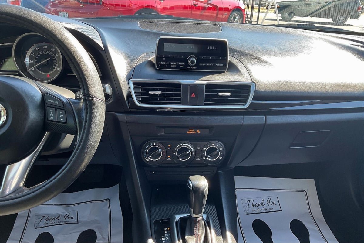 Used 2014 MAZDA MAZDA3 i Touring FWD image 15