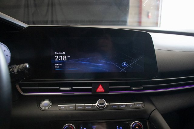 Used 2023 Hyundai Elantra Limited w/ Cargo Package image 33
