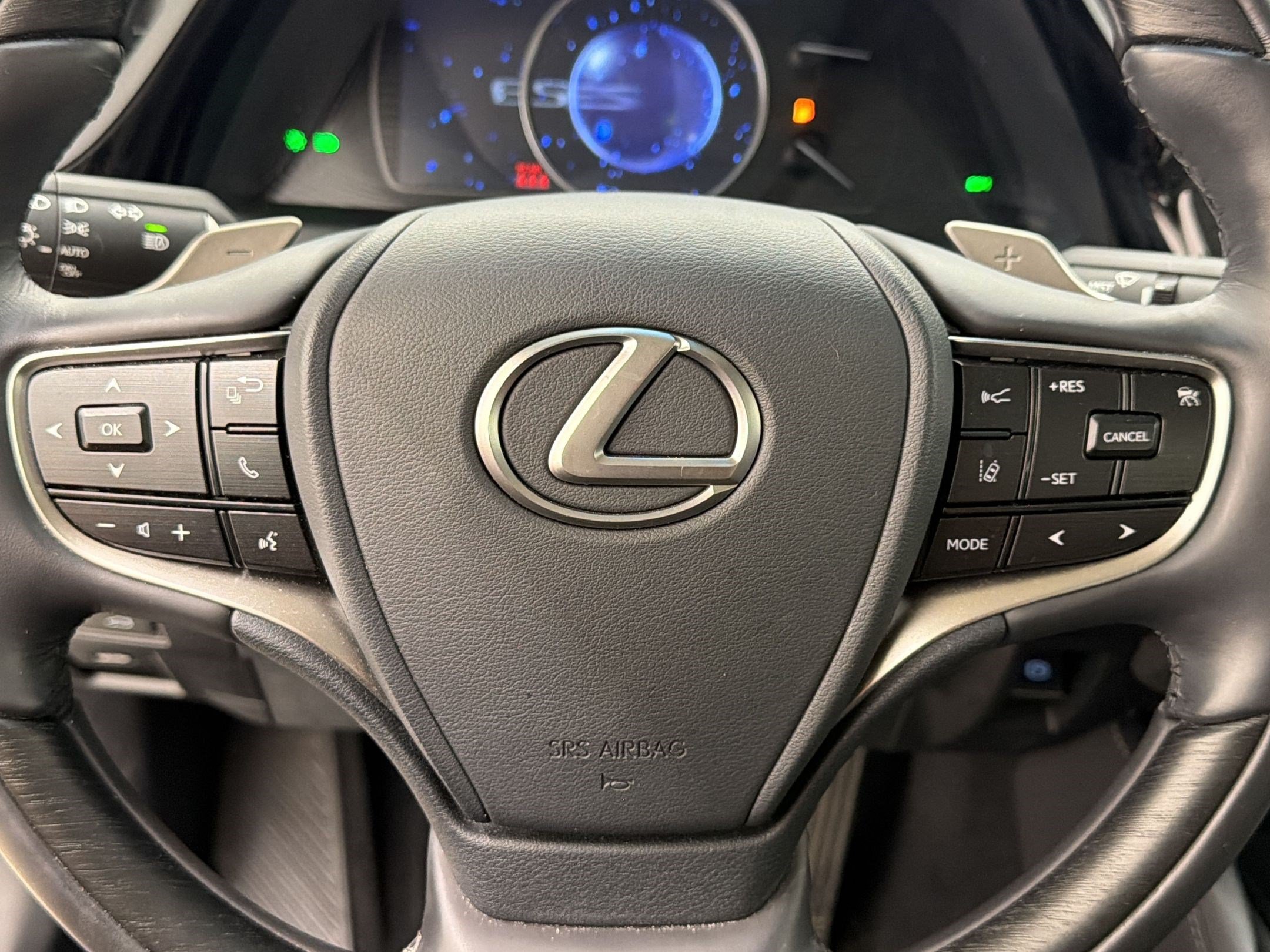 Used 2024 Lexus ES 350 w/ Accessory Package (Z1) FWD image 14