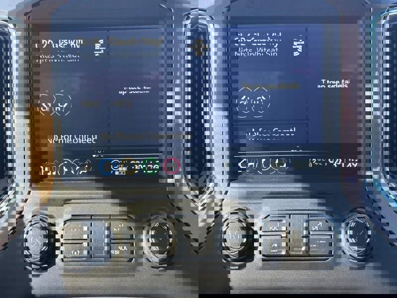 Used 2023 Chevrolet Silverado 3500 High Country image 13