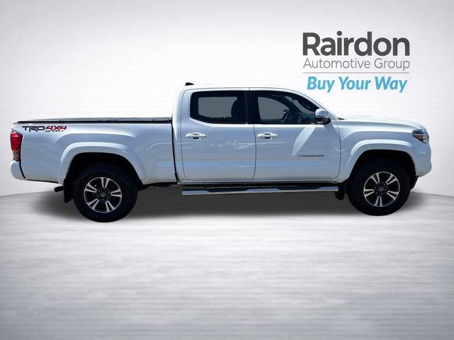 Used 2016 Toyota Tacoma TRD Sport w/ Premium & Technology Package AWD/4WD image 8