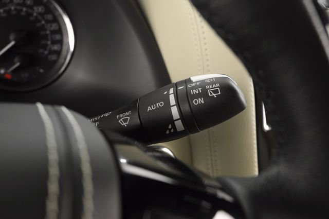 Used 2024 INFINITI QX80 Sensory image 35