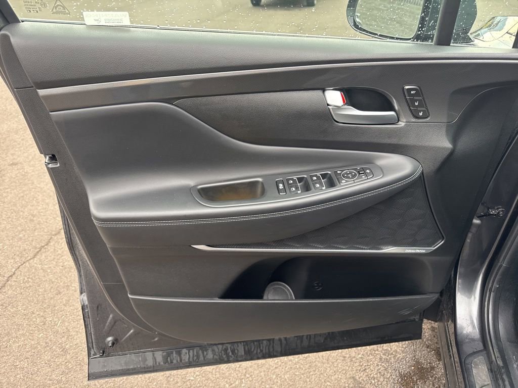 Used 2023 Hyundai Santa Fe Limited image 20