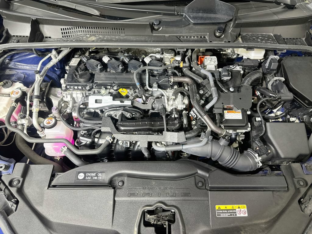 Used 2023 Toyota Prius LE FWD image 10