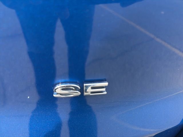 Used 2020 Ford EcoSport SE w/ SE Convenience Package image 8