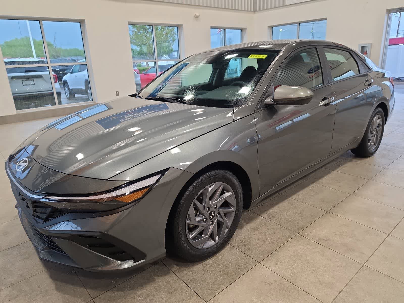 Used 2024 Hyundai Elantra SEL