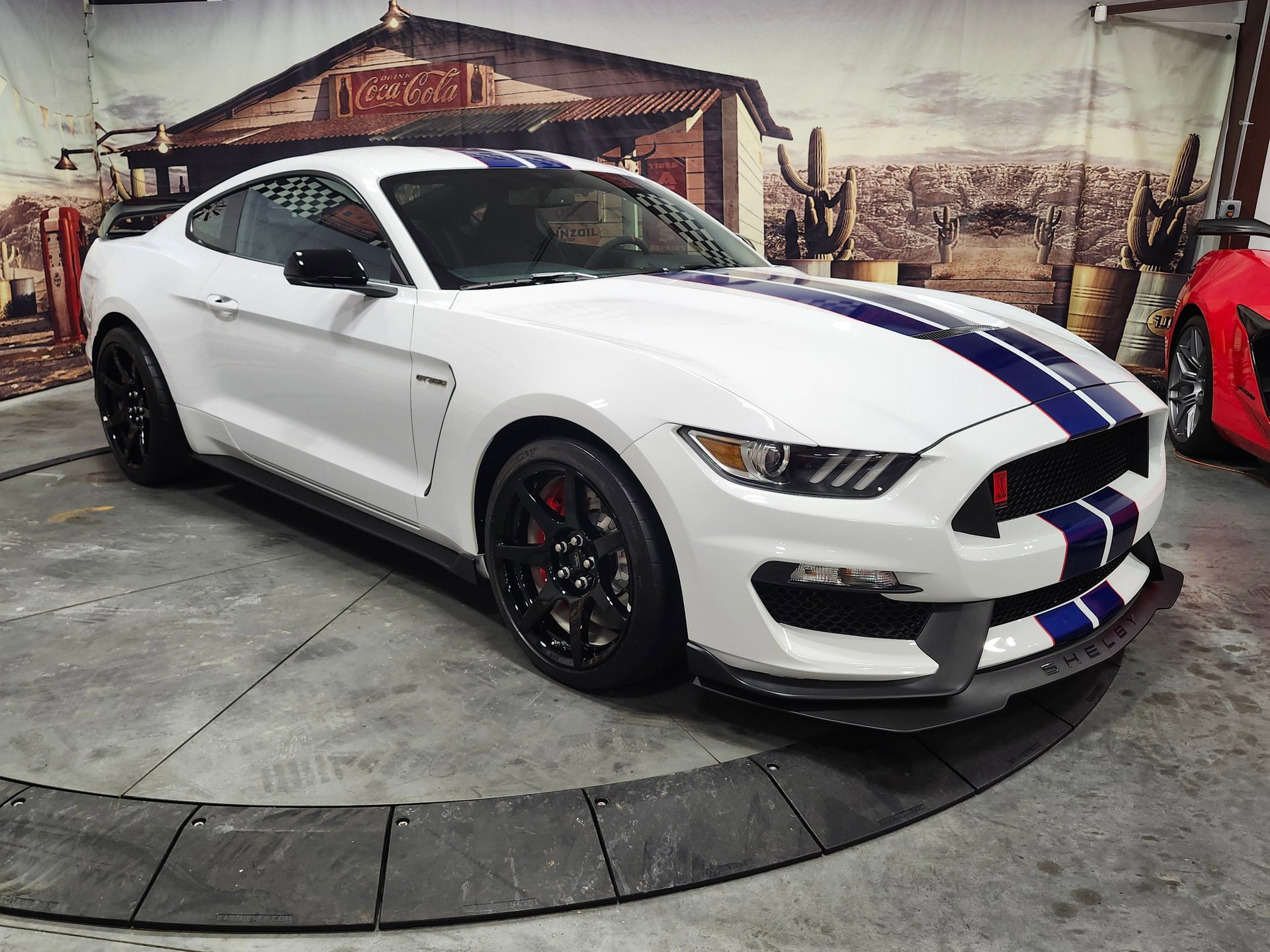 Used 2016 Ford Mustang Shelby GT350R w/ GT350R Equipment Group 920A image 1