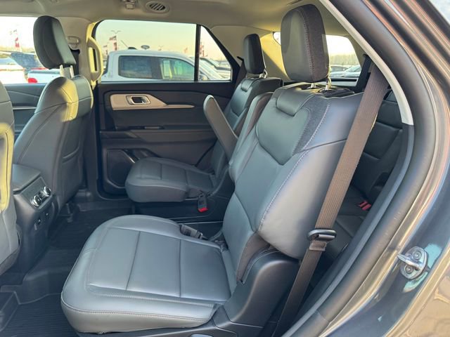New 2026 Ford Explorer Active w/ Active Comfort Package image 15