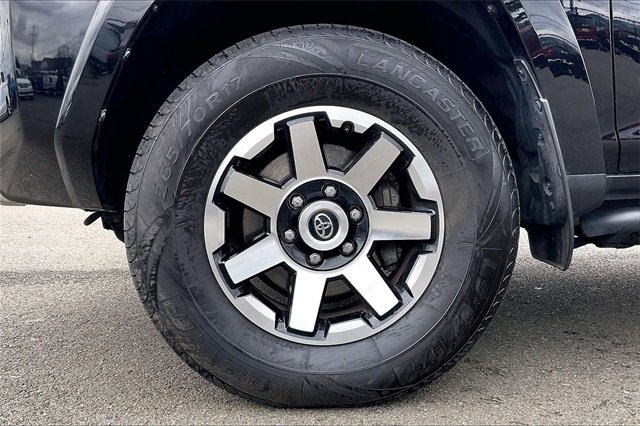 Used 2019 Toyota 4Runner TRD Off-Road Premium image 8