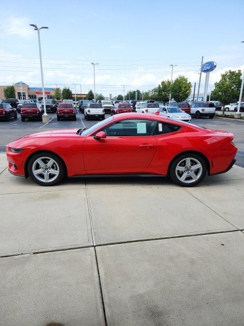 New 2026 Ford Mustang Coupe RWD image 5