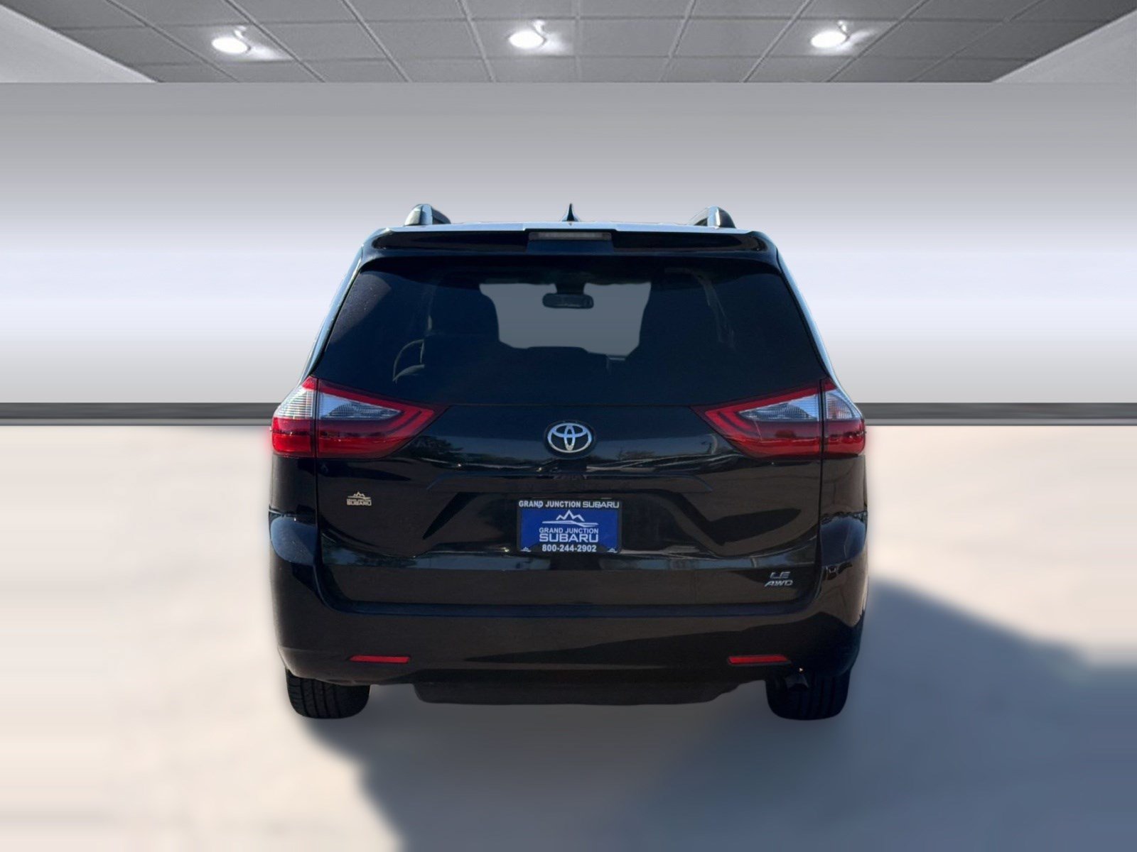 Used 2020 Toyota Sienna LE AWD/4WD image 10