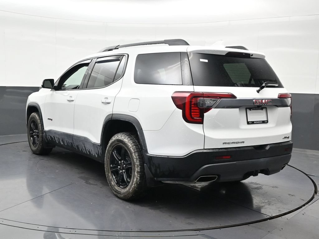 Used 2023 GMC Acadia AT4 w/ Technology Package AWD/4WD image 3